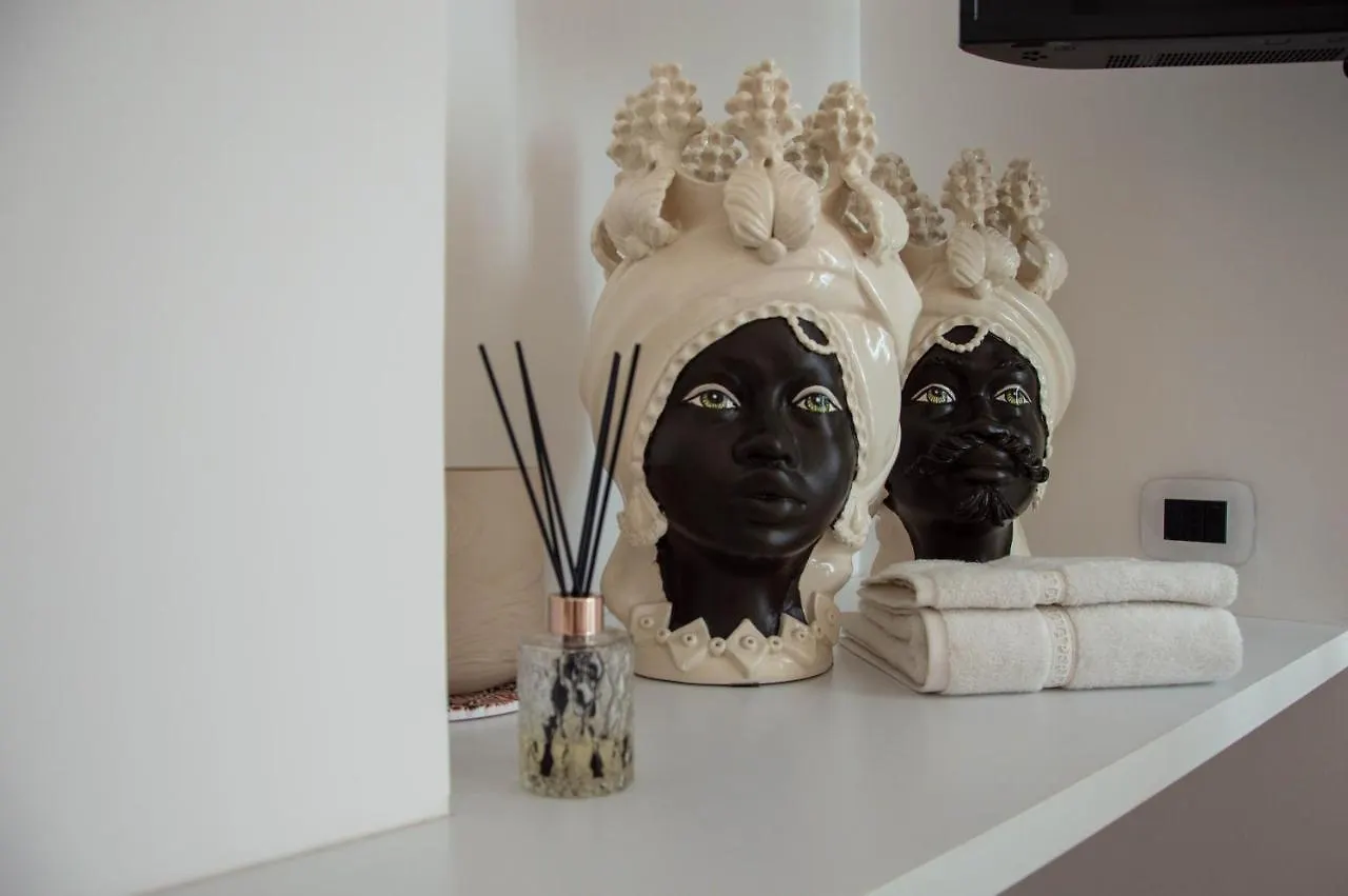 Halicyae Bed And Breakfast Salemi Bed & Breakfast